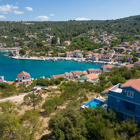Vacation House Glorious Villa *